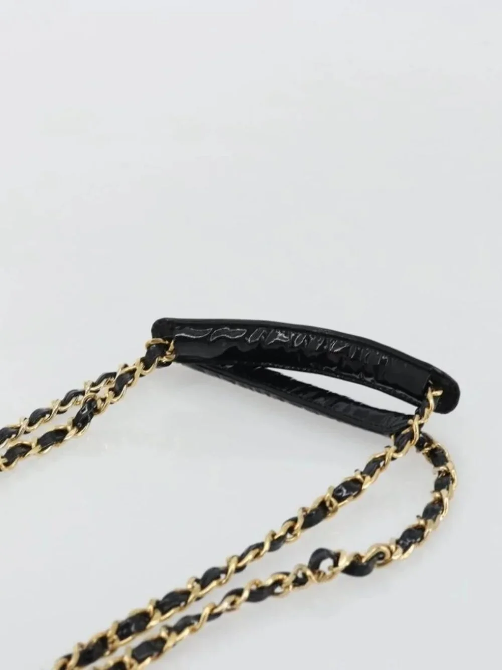 CHANEL Matelasse Chain Shoulder Bag Patent Leather Black Gold CC Auth YKZ1501